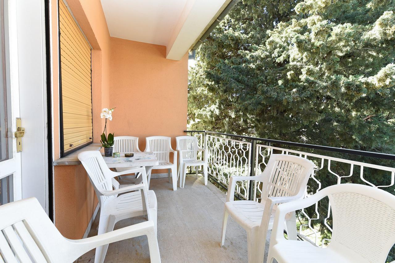פולה Apartments Josip 74 מראה חיצוני תמונה