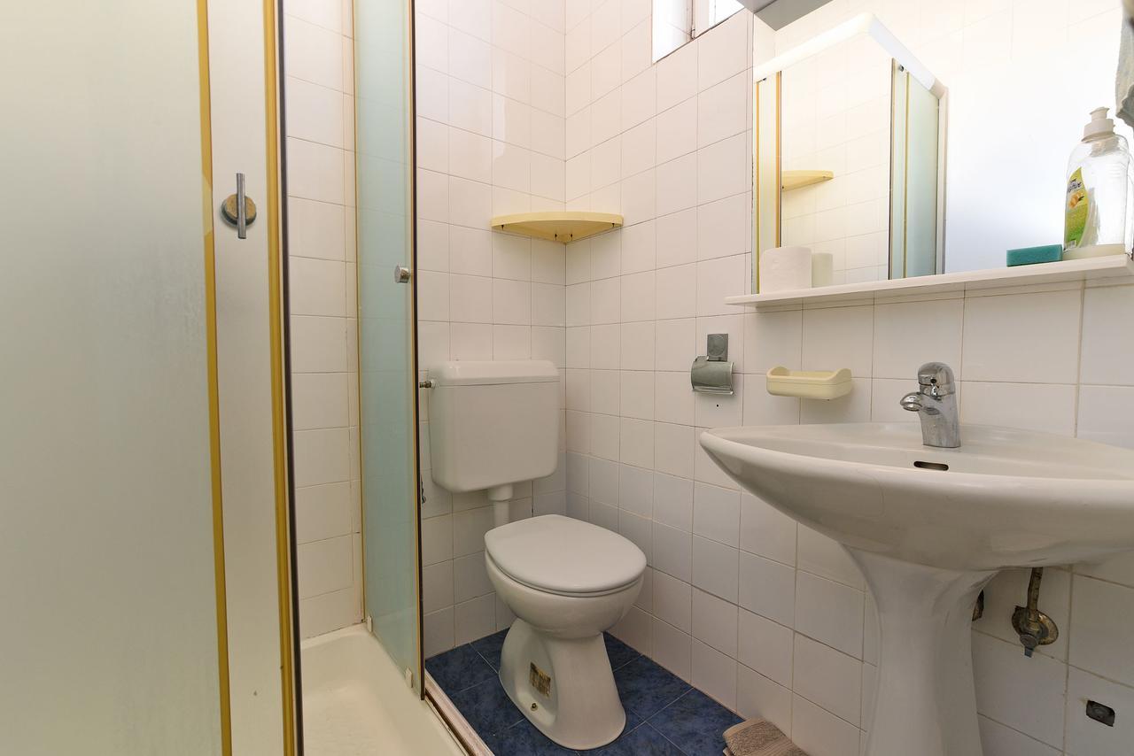 פולה Apartments Josip 74 מראה חיצוני תמונה